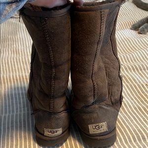 Brown women’s Uggs